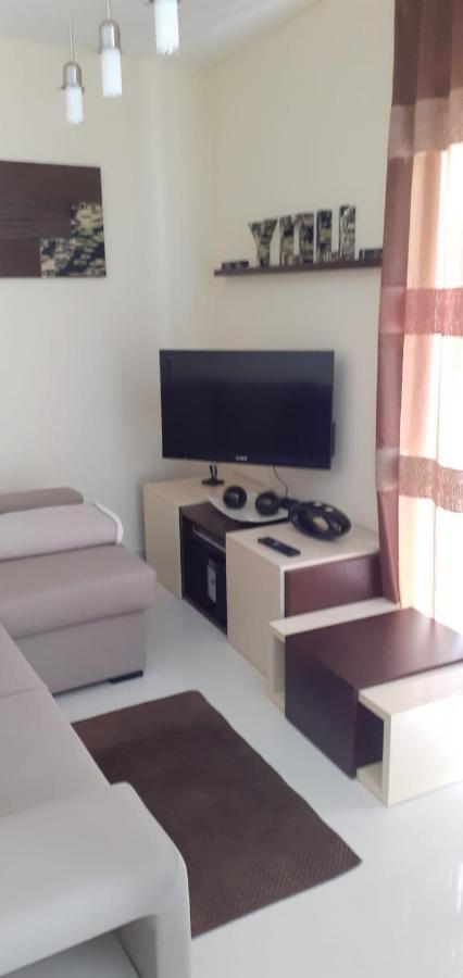 Cantinho Apartment *